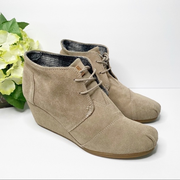 TOMS Desert wedge Ankle Booties tan Suede Size 11 - Picture 1 of 10